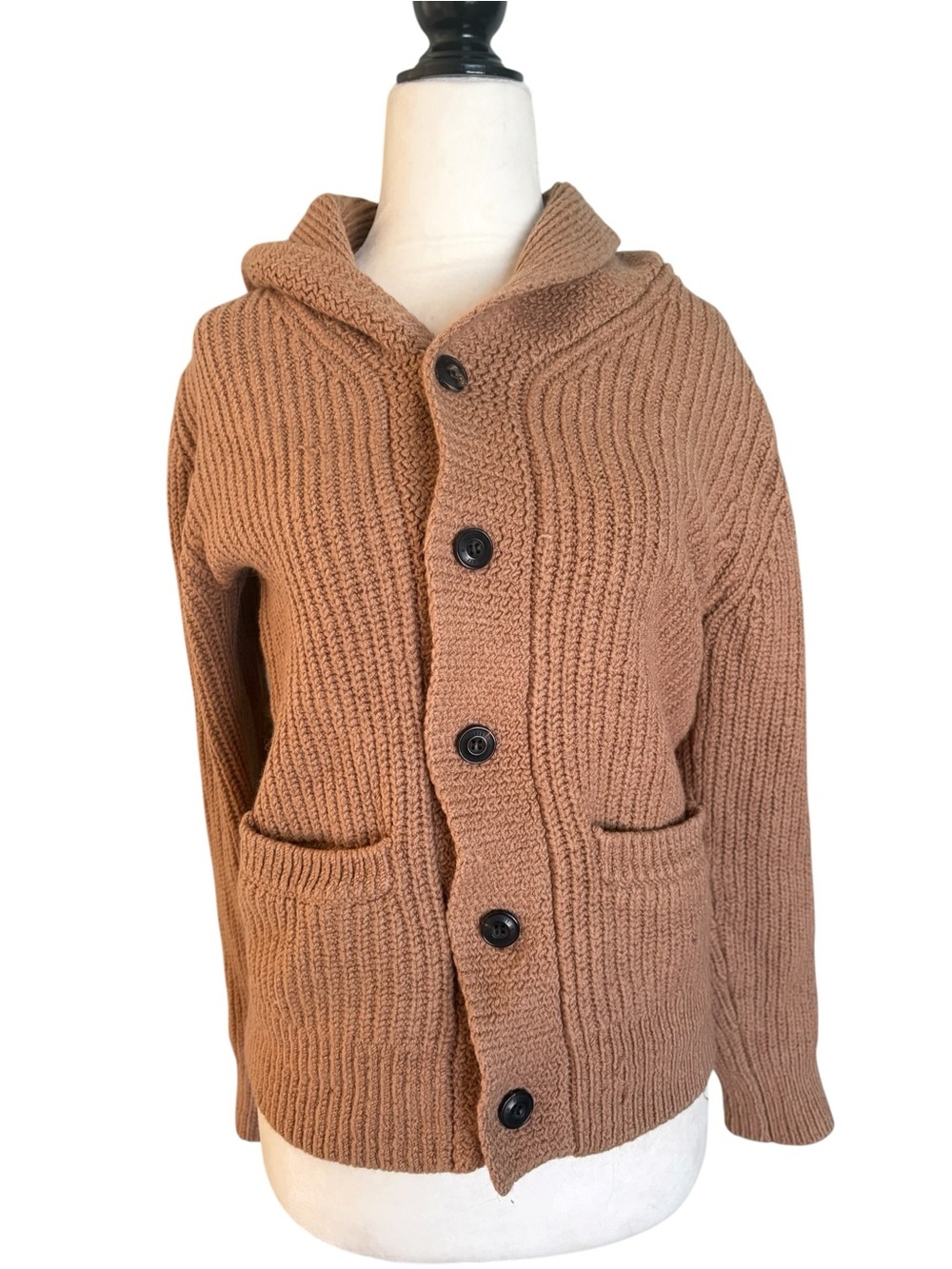 Faherty Heavy Knit Ribbed wool sweater